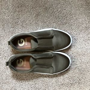 Guess slip on shoes
